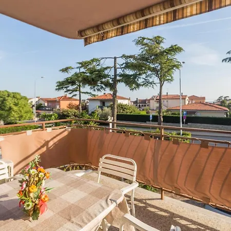 With A Parking Space - 6992 Apartman