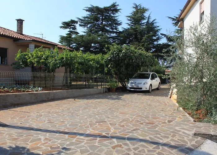 Daire With A Parking Space - 6992 Umag
