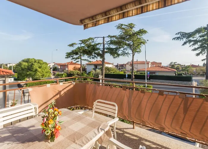 With A Parking Space - 6992 Daire